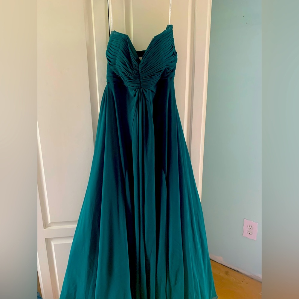 Prom gown/ formal gown